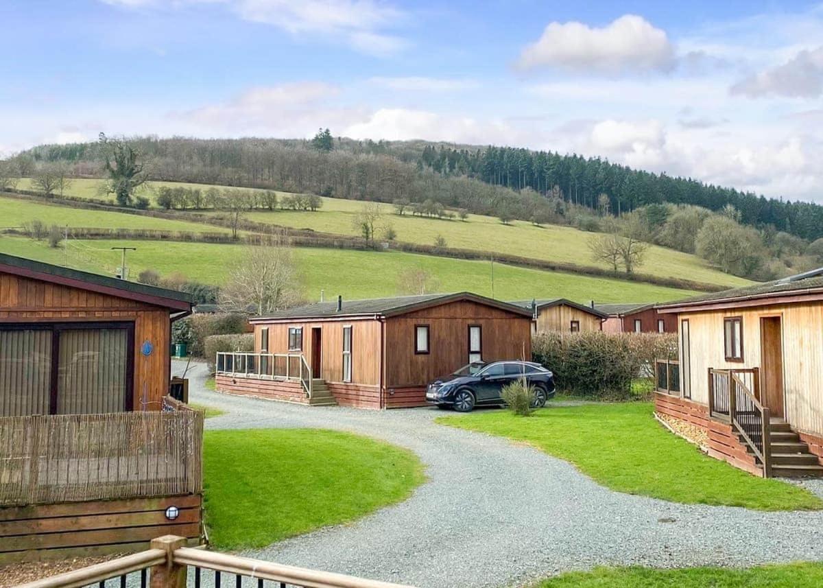 Clun Valley Lodges Clunton Eksteriør bilde